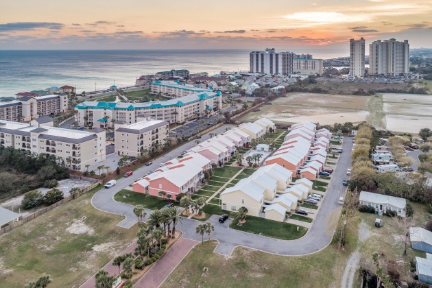 Miramar Beach, Florida 32550, 2 Bedrooms Bedrooms, ,3 BathroomsBathrooms,Residential,For Sale,Geronimo,869156