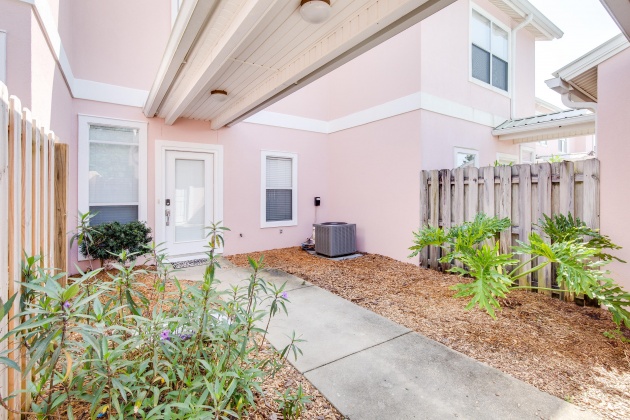 Miramar Beach, Florida 32550, 2 Bedrooms Bedrooms, ,3 BathroomsBathrooms,Residential,For Sale,Geronimo,869156