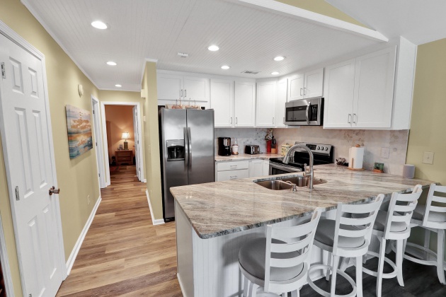 Miramar Beach, Florida 32550, 2 Bedrooms Bedrooms, ,2 BathroomsBathrooms,Residential,For Sale,Sea Oats,869178