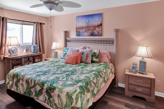 Miramar Beach, Florida 32550, 2 Bedrooms Bedrooms, ,2 BathroomsBathrooms,Residential,For Sale,Sea Oats,869178