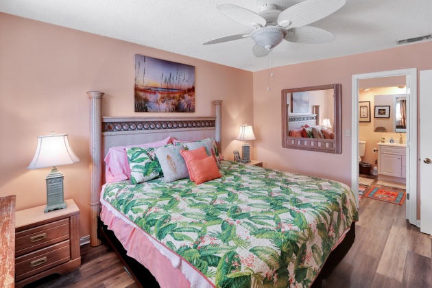 Miramar Beach, Florida 32550, 2 Bedrooms Bedrooms, ,2 BathroomsBathrooms,Residential,For Sale,Sea Oats,869178
