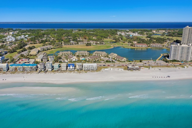 Miramar Beach, Florida 32550, 2 Bedrooms Bedrooms, ,2 BathroomsBathrooms,Residential,For Sale,Sea Oats,869178