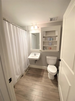 Miramar Beach, Florida 32550, ,1 BathroomBathrooms,Residential,For Sale,Baytowne Wharf,869191