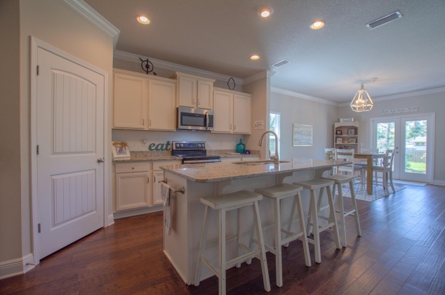 Santa Rosa Beach, Florida 32459, 5 Bedrooms Bedrooms, ,3 BathroomsBathrooms,Residential,For Sale,Las Roblas Grande,869193