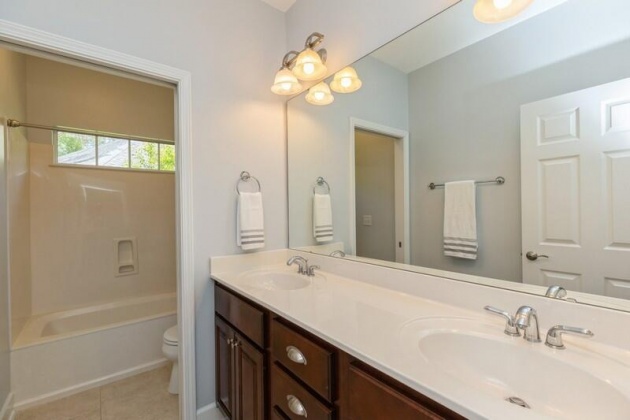 Niceville, Florida 32578, 4 Bedrooms Bedrooms, ,3 BathroomsBathrooms,Residential,For Sale,Basin Creek,869195