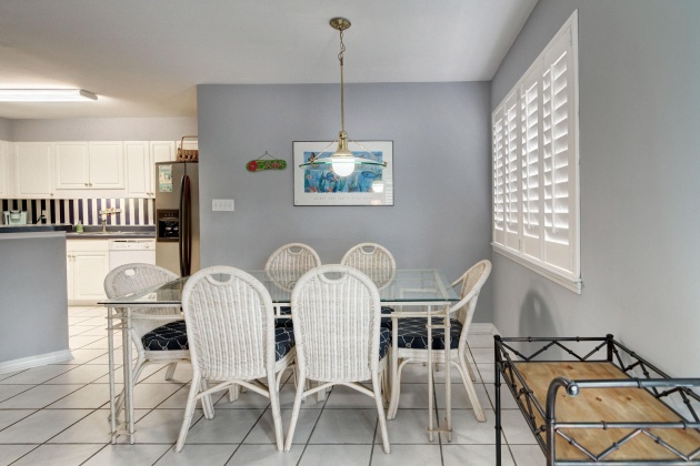 Destin, Florida 32541, 2 Bedrooms Bedrooms, ,2 BathroomsBathrooms,Residential,For Sale,Gulf Shore,857498