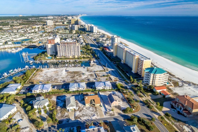 Destin, Florida 32541, 2 Bedrooms Bedrooms, ,2 BathroomsBathrooms,Residential,For Sale,Gulf Shore,857498