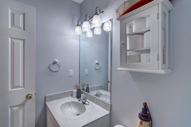 Destin, Florida 32541, 2 Bedrooms Bedrooms, ,2 BathroomsBathrooms,Residential,For Sale,Gulf Shore,857498