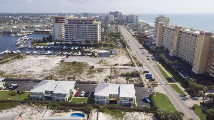 Destin, Florida 32541, 2 Bedrooms Bedrooms, ,2 BathroomsBathrooms,Residential,For Sale,Gulf Shore,857498
