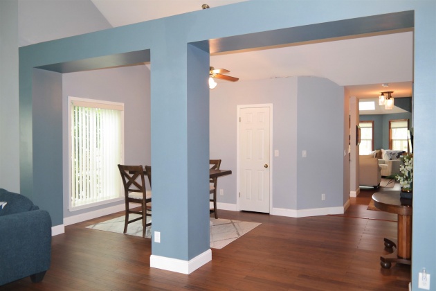 Defuniak Springs, Florida 32433, 3 Bedrooms Bedrooms, ,2 BathroomsBathrooms,Residential,For Sale,Placid Lake,869211
