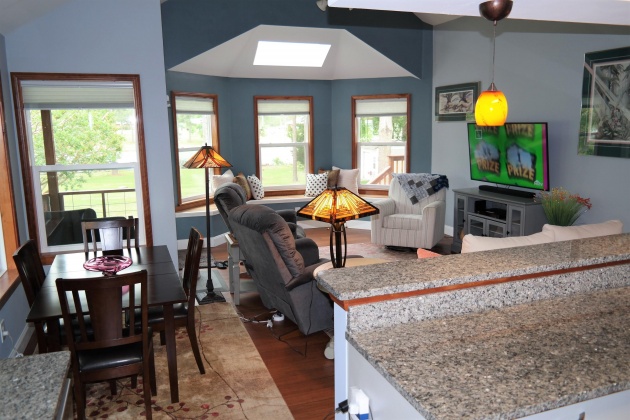 Defuniak Springs, Florida 32433, 3 Bedrooms Bedrooms, ,2 BathroomsBathrooms,Residential,For Sale,Placid Lake,869211