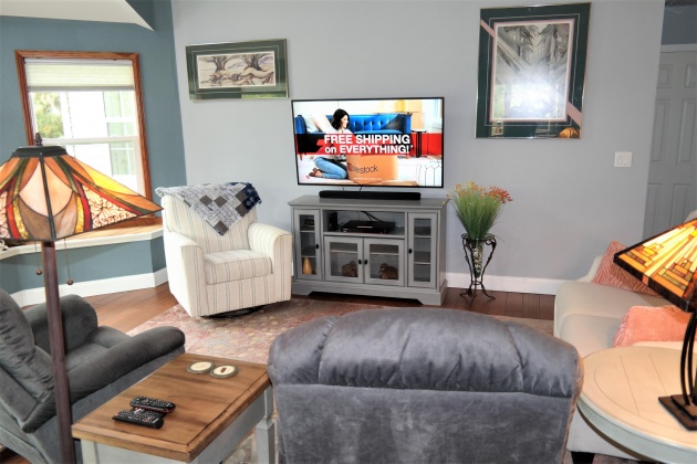 Defuniak Springs, Florida 32433, 3 Bedrooms Bedrooms, ,2 BathroomsBathrooms,Residential,For Sale,Placid Lake,869211