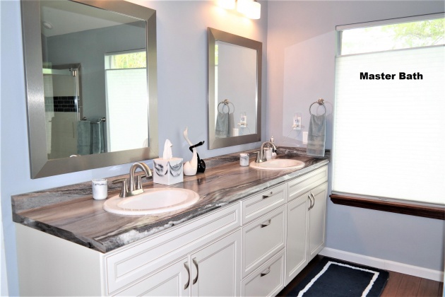 Defuniak Springs, Florida 32433, 3 Bedrooms Bedrooms, ,2 BathroomsBathrooms,Residential,For Sale,Placid Lake,869211