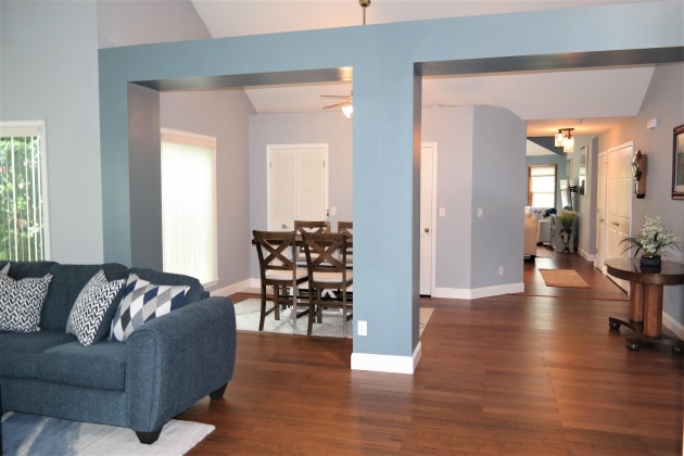 Defuniak Springs, Florida 32433, 3 Bedrooms Bedrooms, ,2 BathroomsBathrooms,Residential,For Sale,Placid Lake,869211